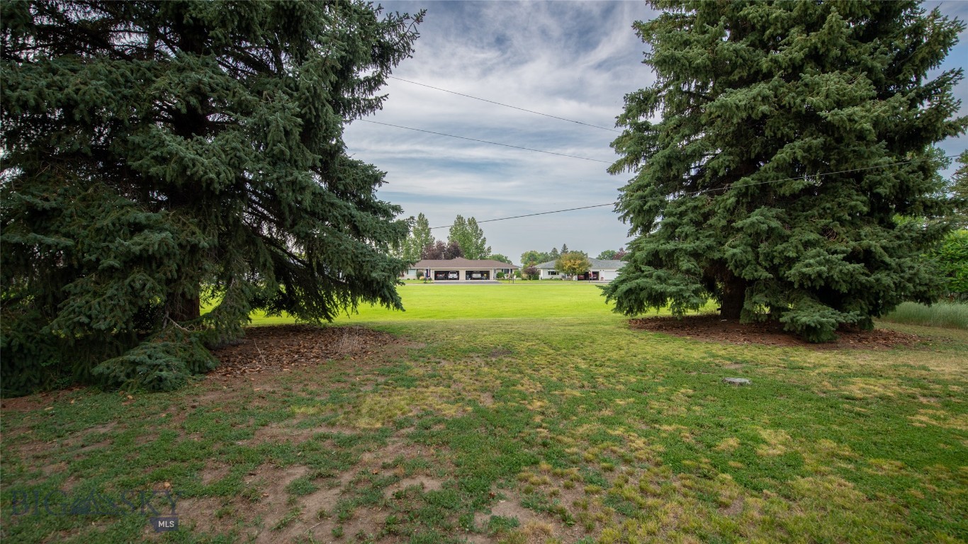 6235 Leonard Street Property Photo 48
