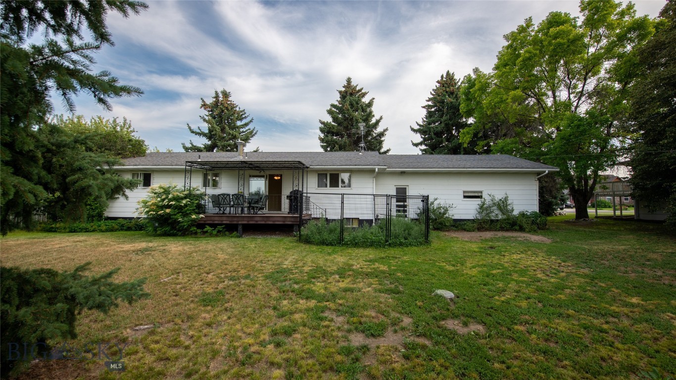 6235 Leonard Street Property Photo 53