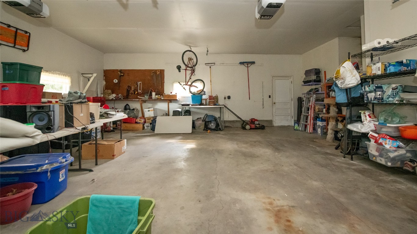 6235 Leonard Street Property Photo 58