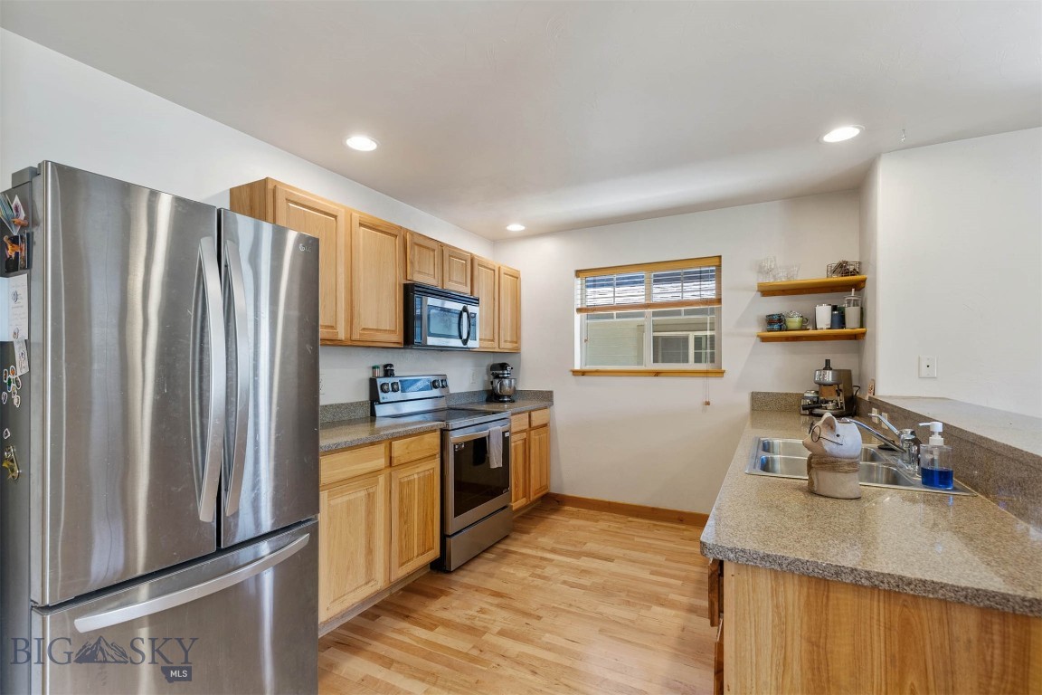3147 Cattail Street A Property Photo 2