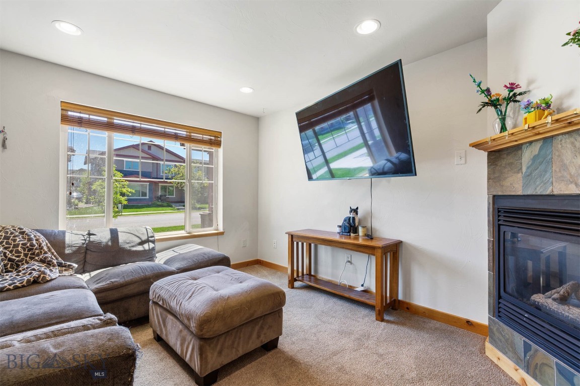 3147 Cattail Street A Property Photo 6