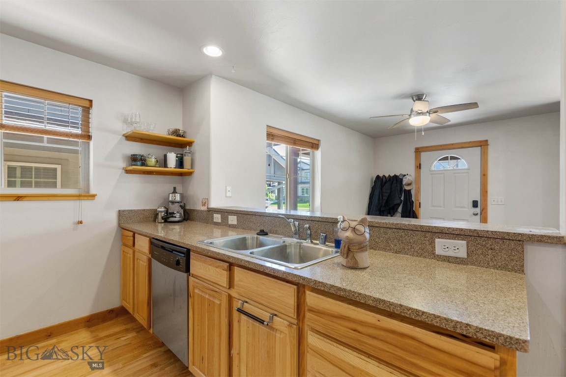 3147 Cattail Street A Property Photo 9