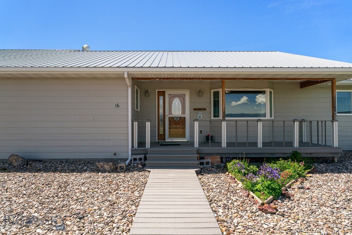 16 Windy Meadow Drive Property Photo 1