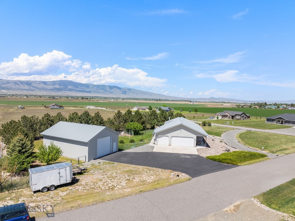 16 Windy Meadow Drive Property Photo 37