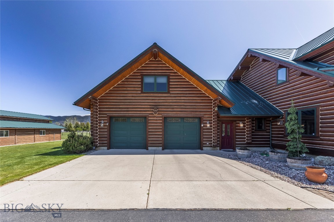 7100 Springhill Property Photo 4