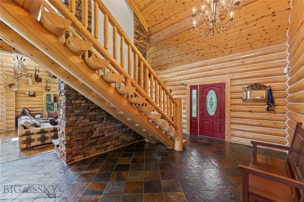 7100 Springhill Property Photo 9