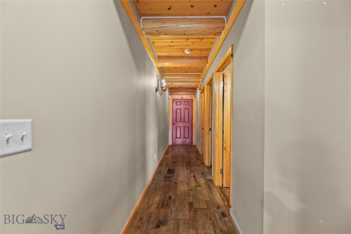 7100 Springhill Property Photo 22