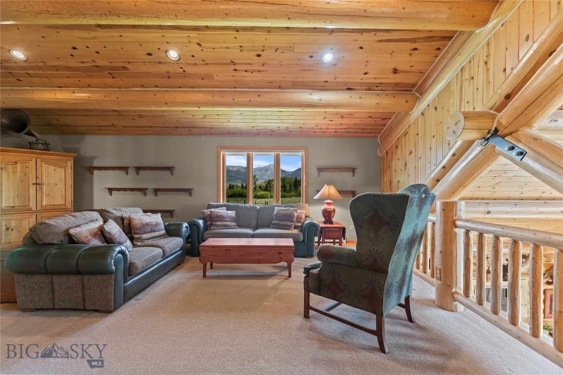 7100 Springhill Property Photo 31