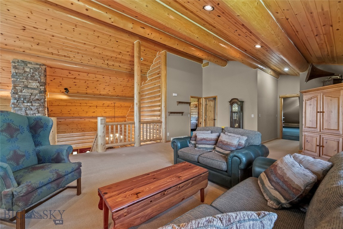 7100 Springhill Property Photo 34