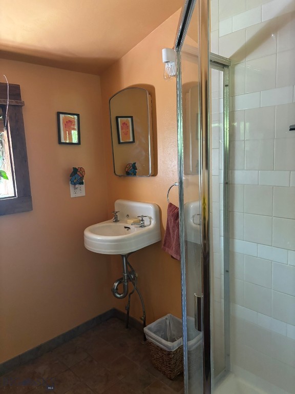 403 S 10th Property Photo 17