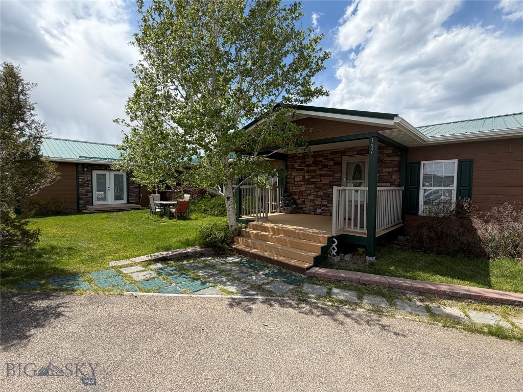 357 Lupine Property Photo 1