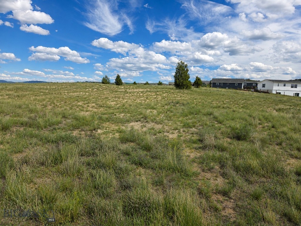 347 Lupine Property Photo 1