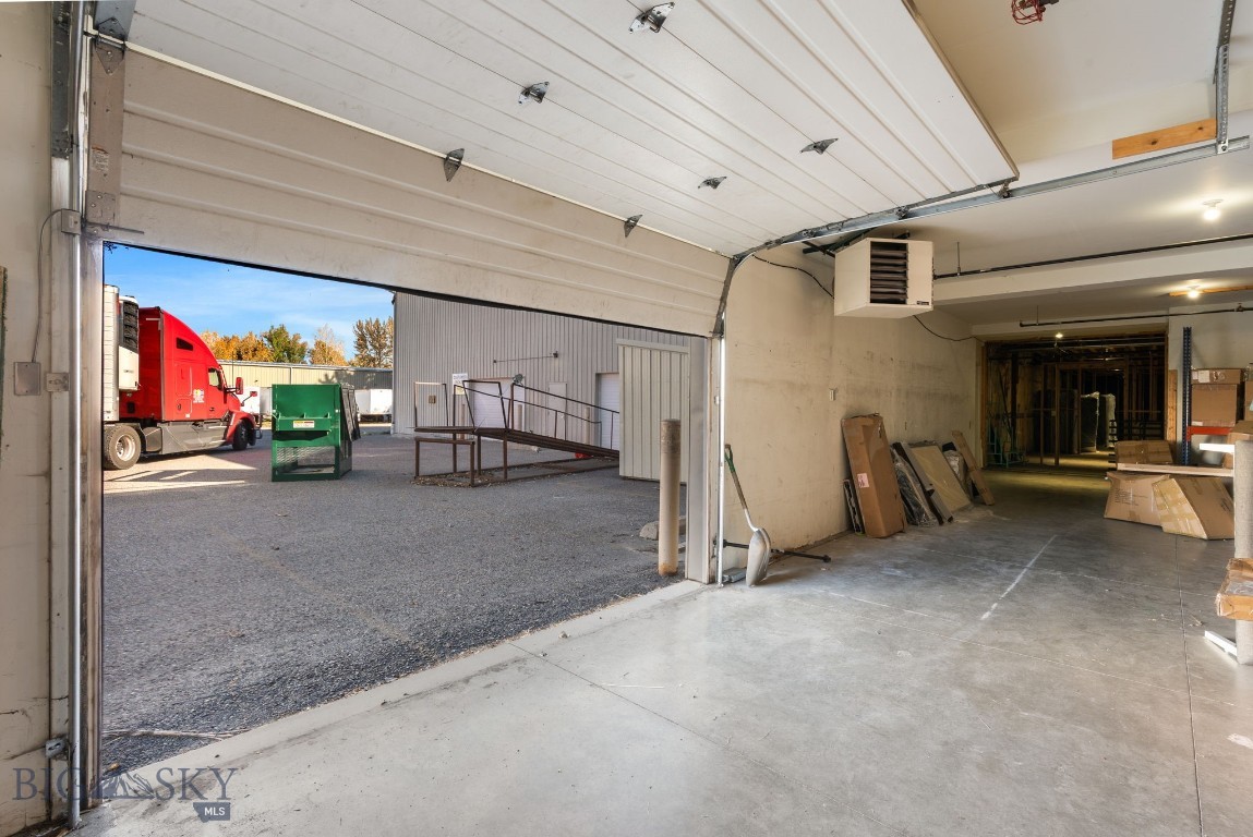 8247 Huffine Lane Property Photo 33