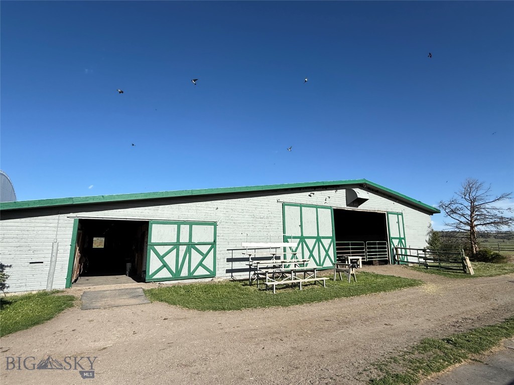 770 Mcreynolds Road Property Photo 14