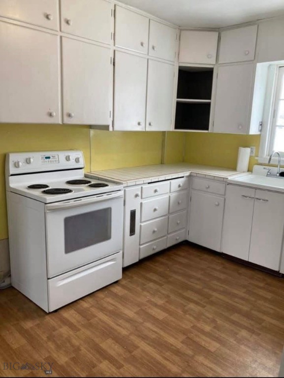 2 N 5th Avenue E Property Photo 10
