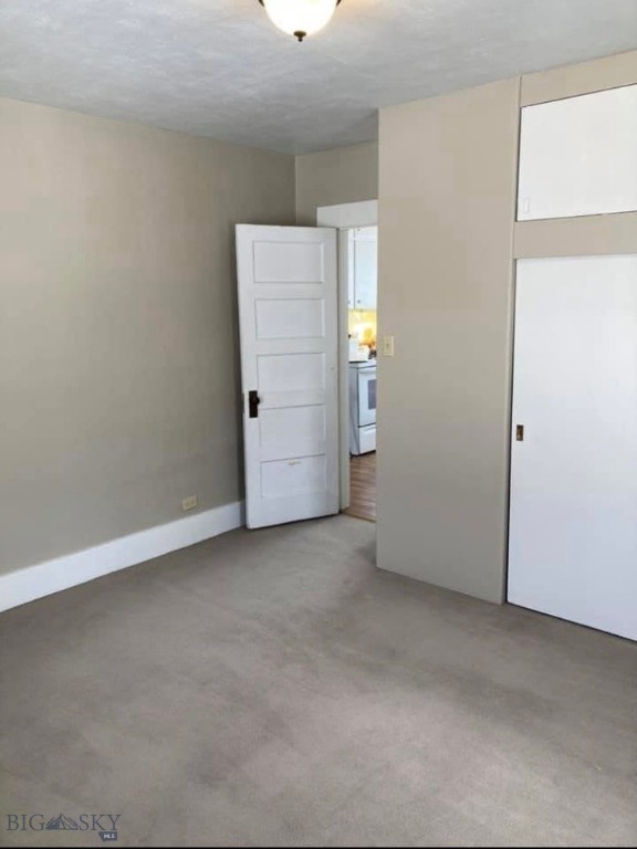 2 N 5th Avenue E Property Photo 17