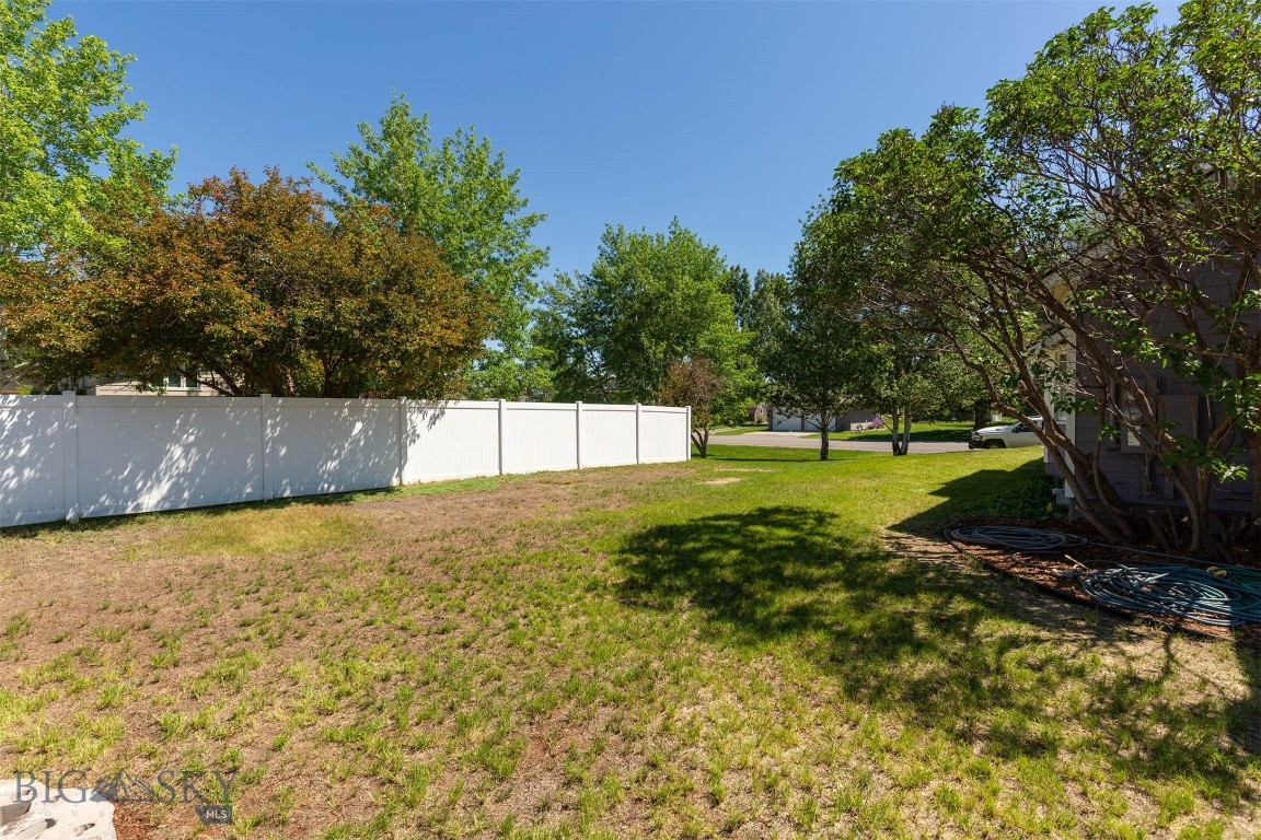 2 N 5th Avenue E Property Photo 32
