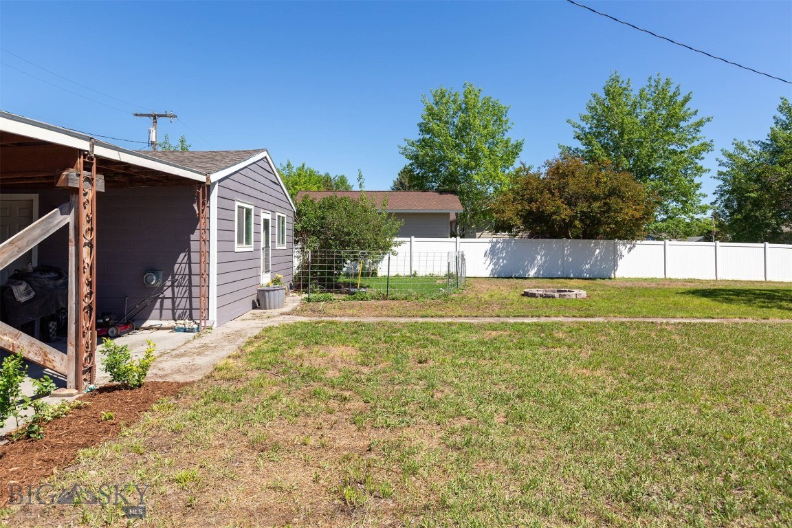2 N 5th Avenue E Property Photo 35