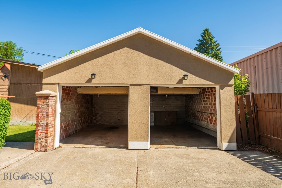 519 W Mendenhall Property Photo 43