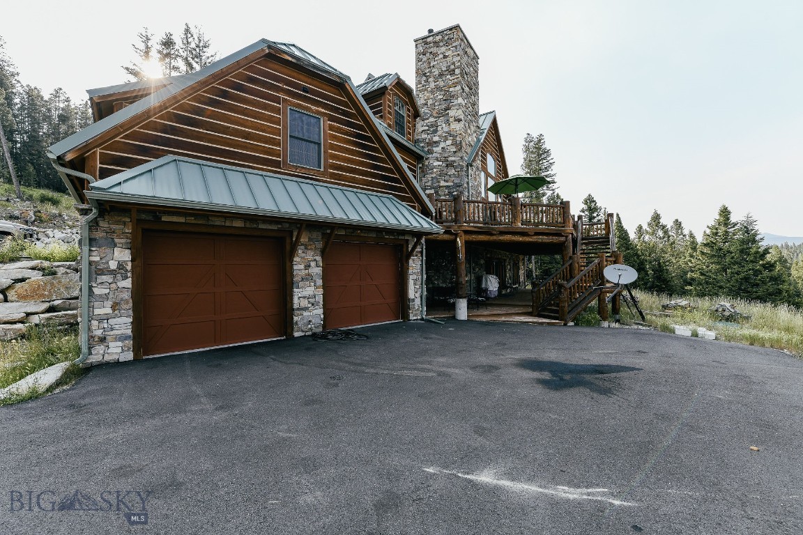 411922 Property Photo 2