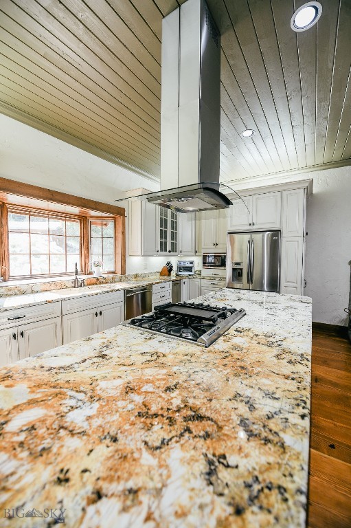 411922 Property Photo 32