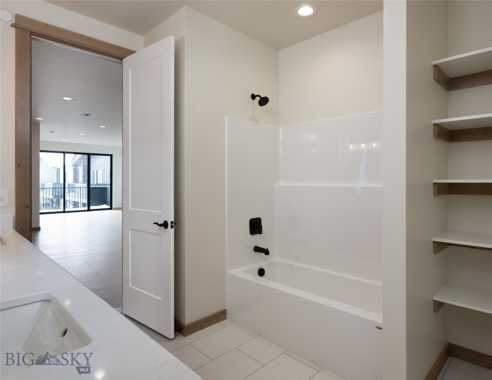 2503 Fremont Street Property Photo 25