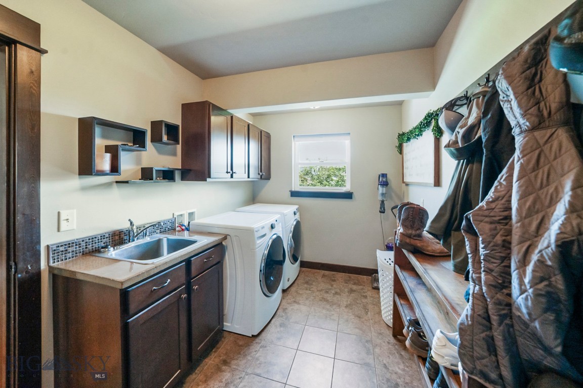4767 Victory Street Property Photo 13