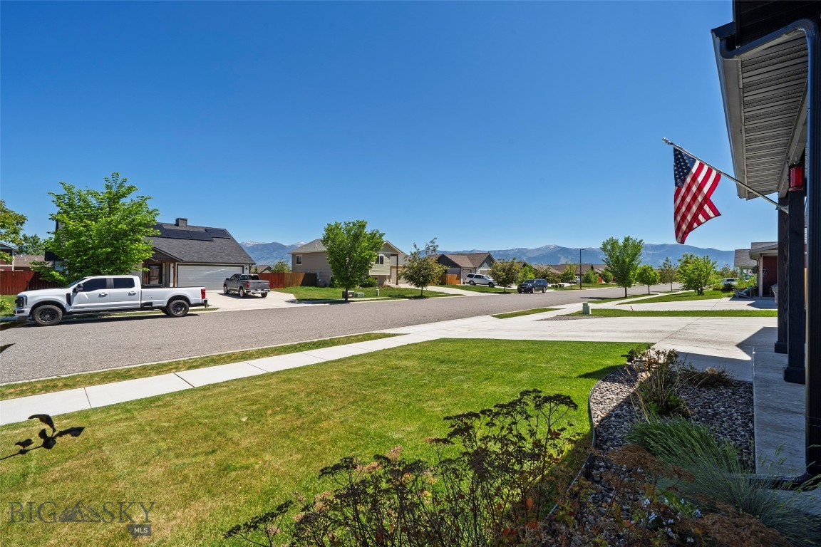 1507 Powers Boulevard Property Photo 4