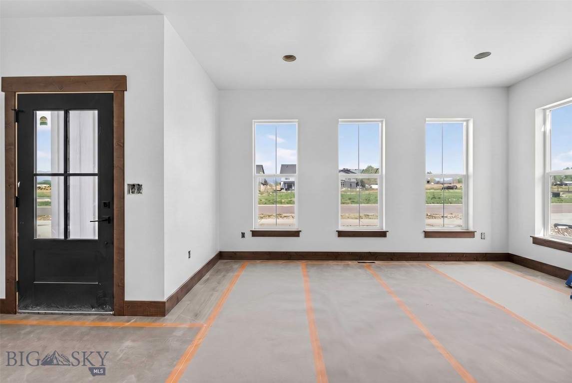 215 Sage Grouse Drive Property Photo 3