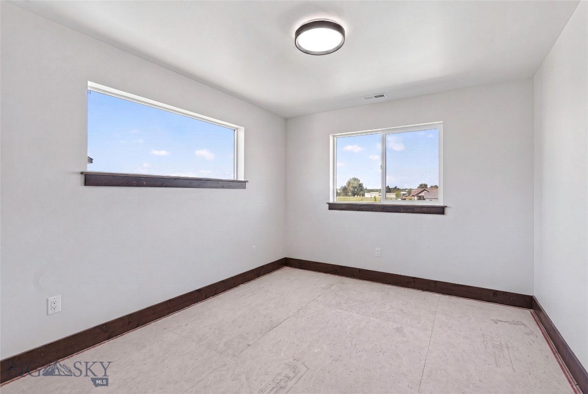 215 Sage Grouse Drive Property Photo 24
