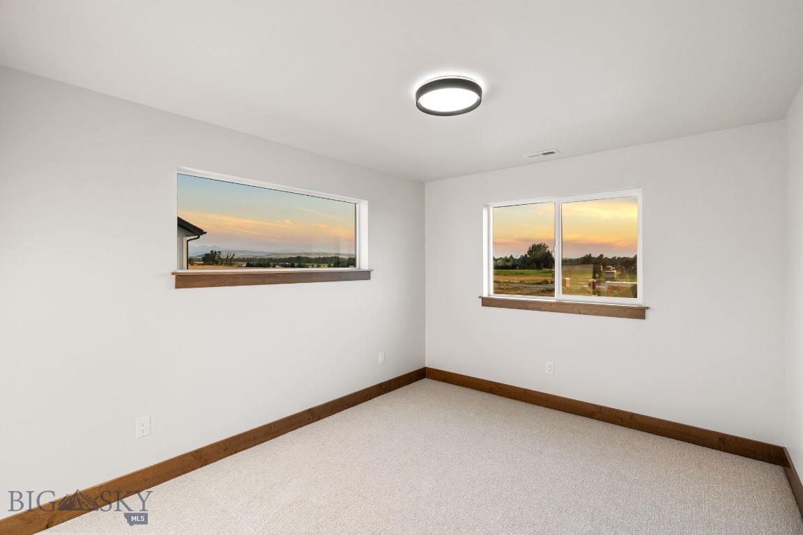 215 Sage Grouse Drive Property Photo 25