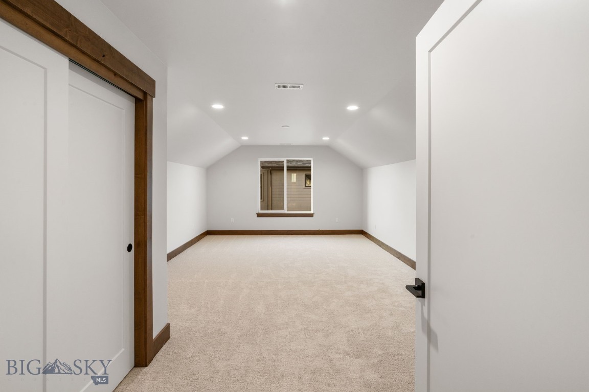 215 Sage Grouse Drive Property Photo 31