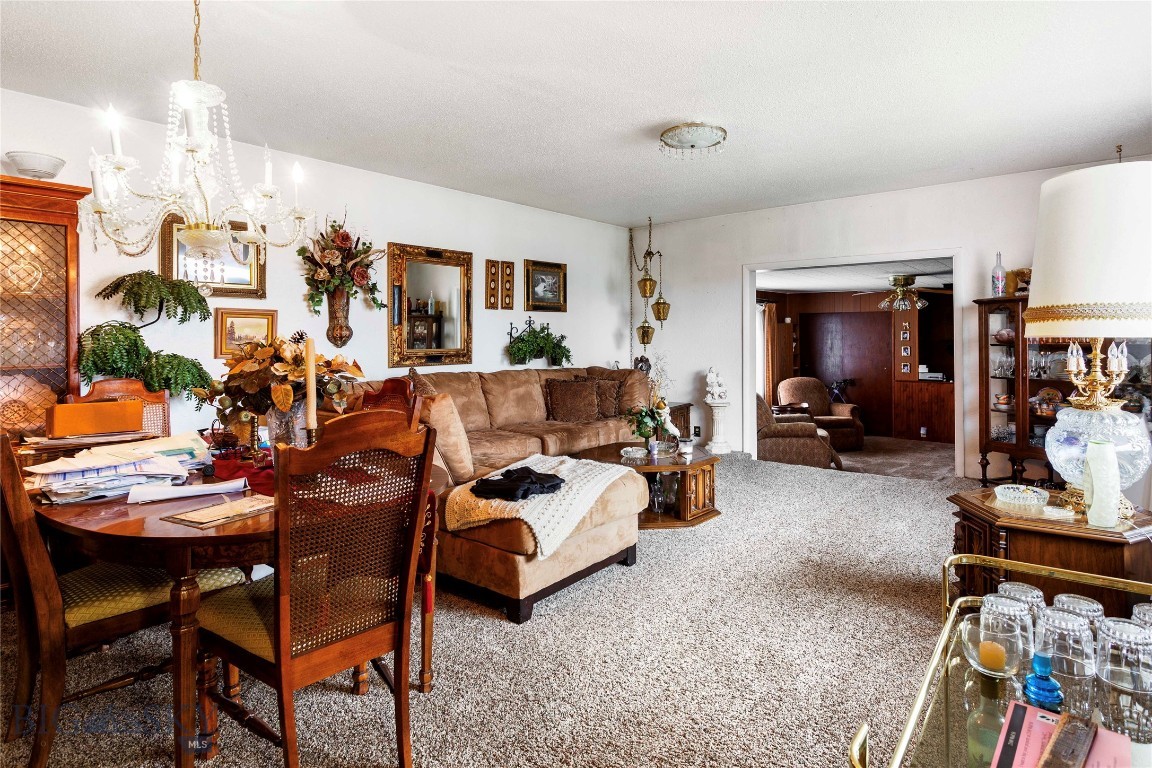 2100 Wall Street Property Photo 6
