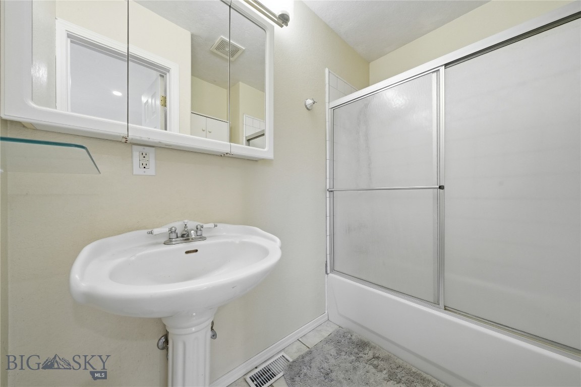 86 Horseshoe Trail Property Photo 11