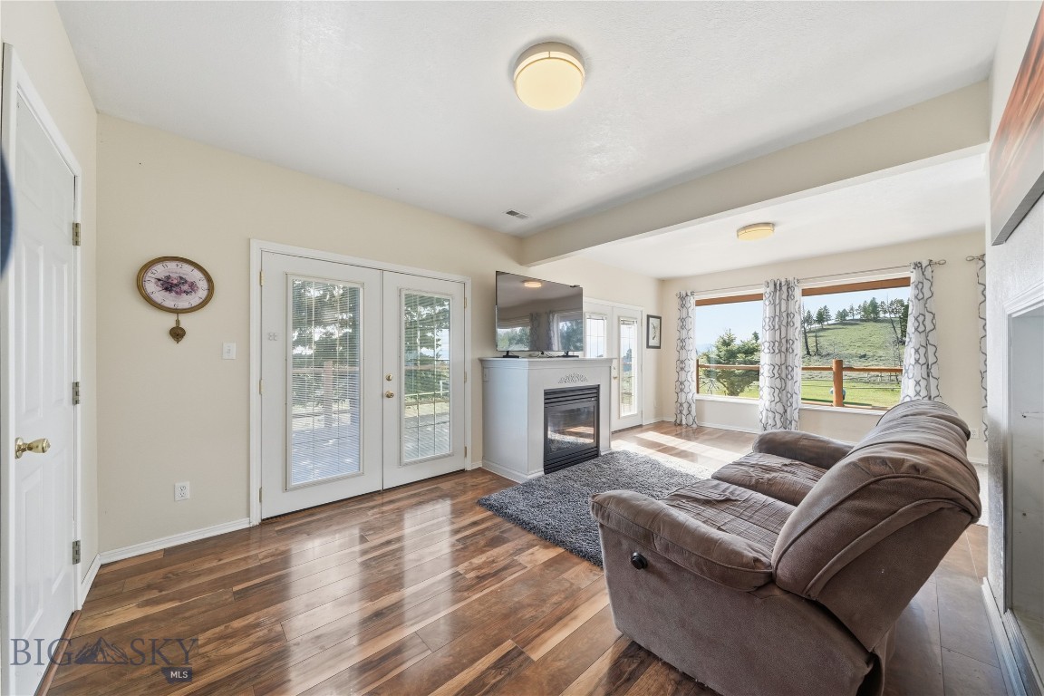 86 Horseshoe Trail Property Photo 12