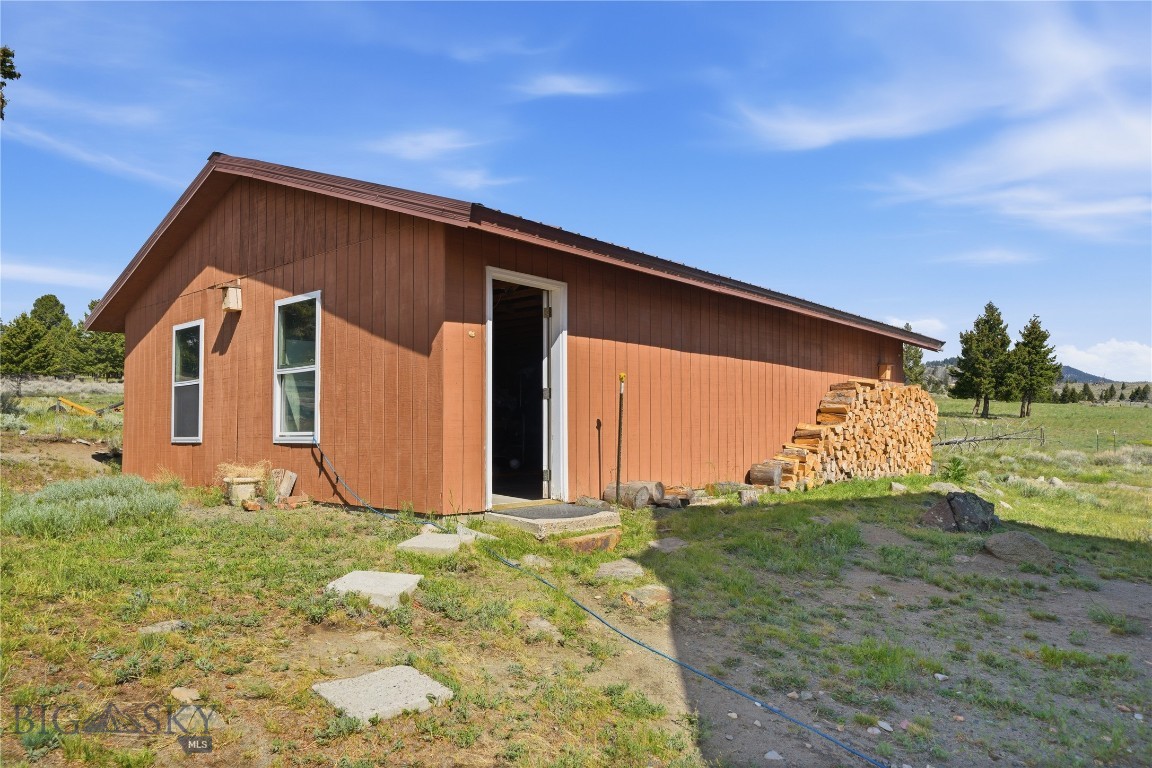 86 Horseshoe Trail Property Photo 32