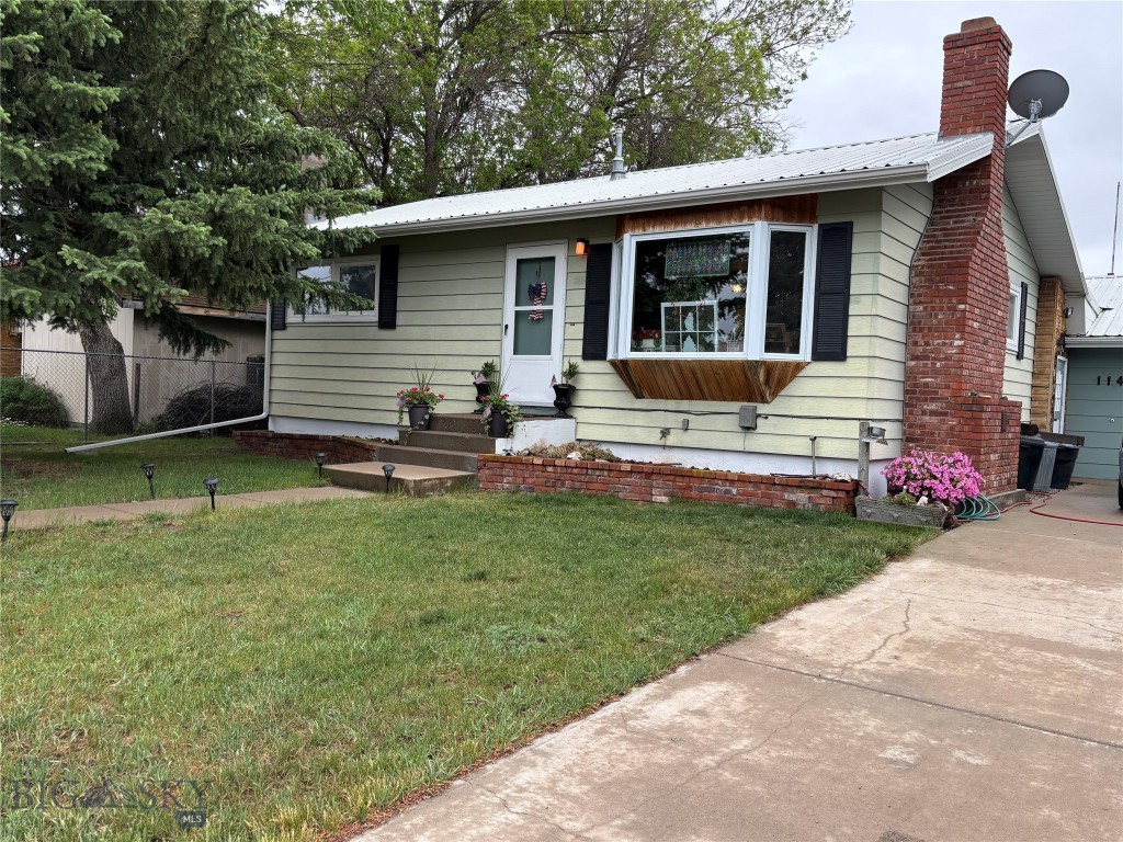 1140 5th Avenue Property Photo 3