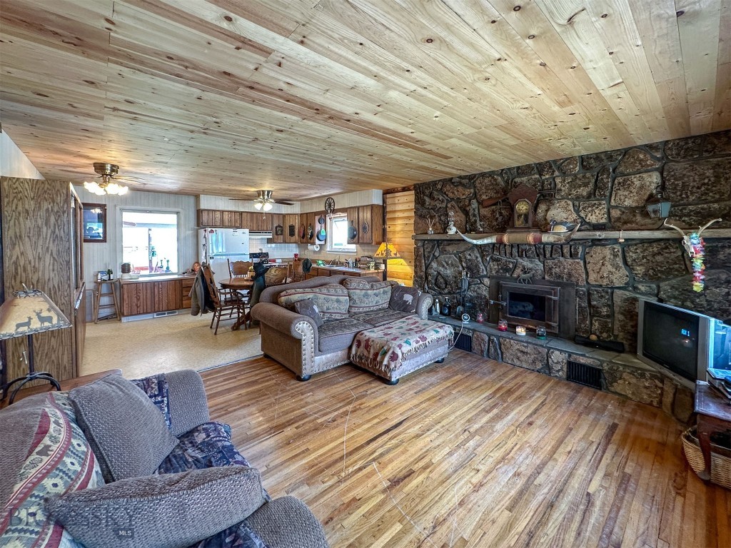 1140 5th Avenue Property Photo 29