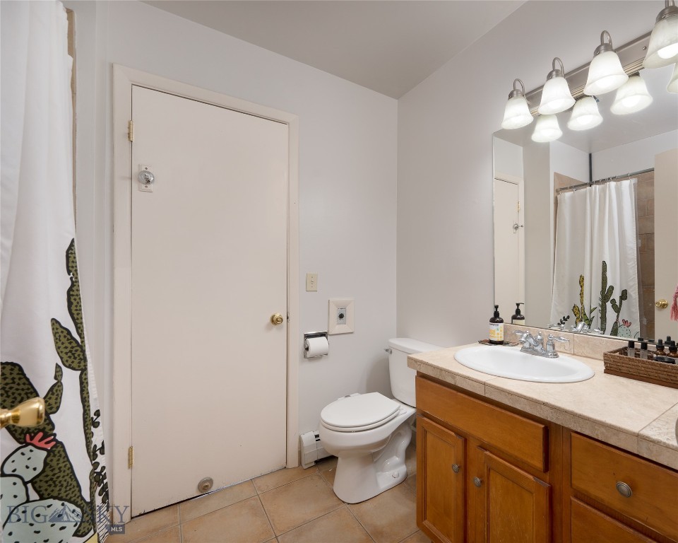 1104 S Pinecrest Drive Property Photo 11