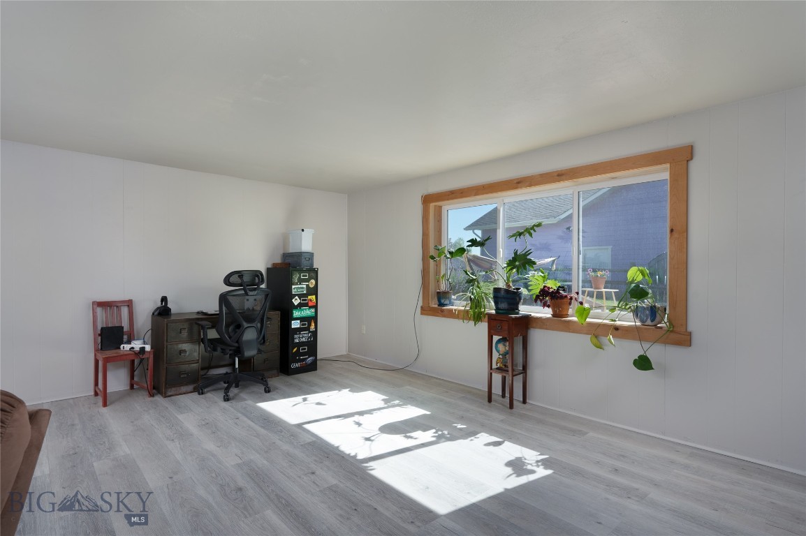 1104 S Pinecrest Drive Property Photo 15