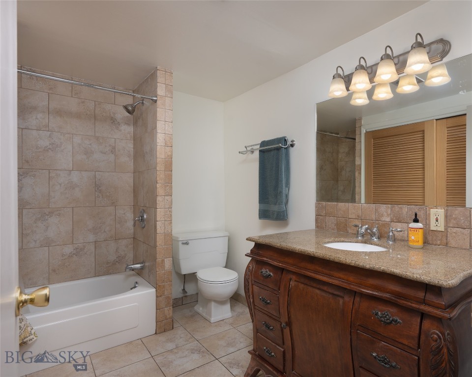 1104 S Pinecrest Drive Property Photo 19