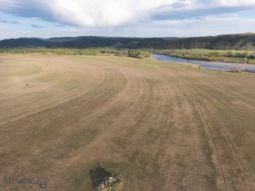 215 Shanks Basin Road Property Photo 10