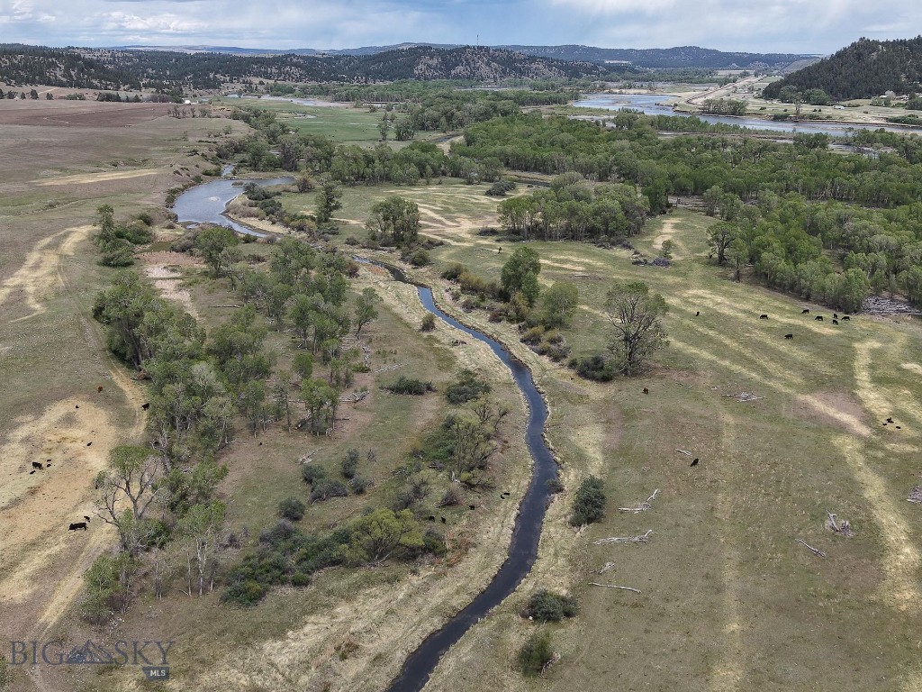 215 Shanks Basin Road Property Photo 18