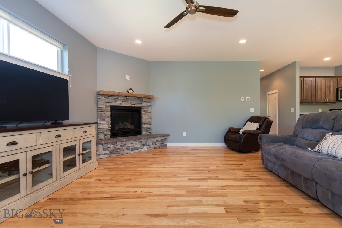 3103 Annie Street Property Photo 21
