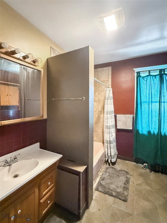 333 S Pacific Property Photo 15