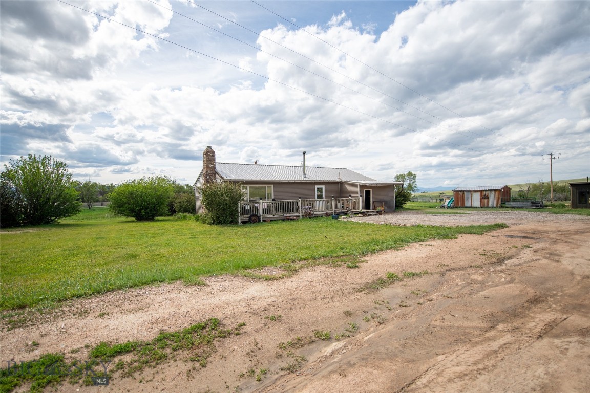 1 Carkeek Lane Property Photo 1