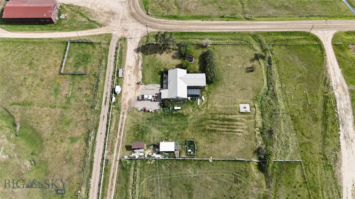 1 Carkeek Lane Property Photo 25