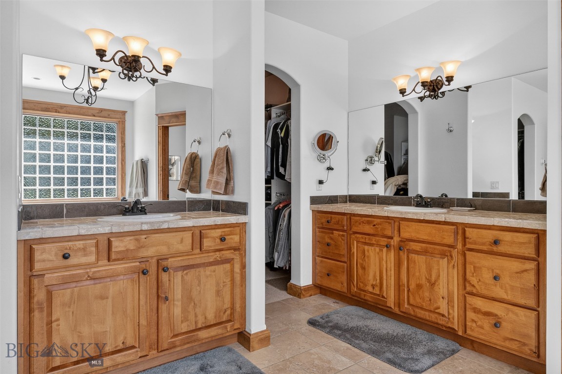 121 Hitching Post Road Property Photo 39