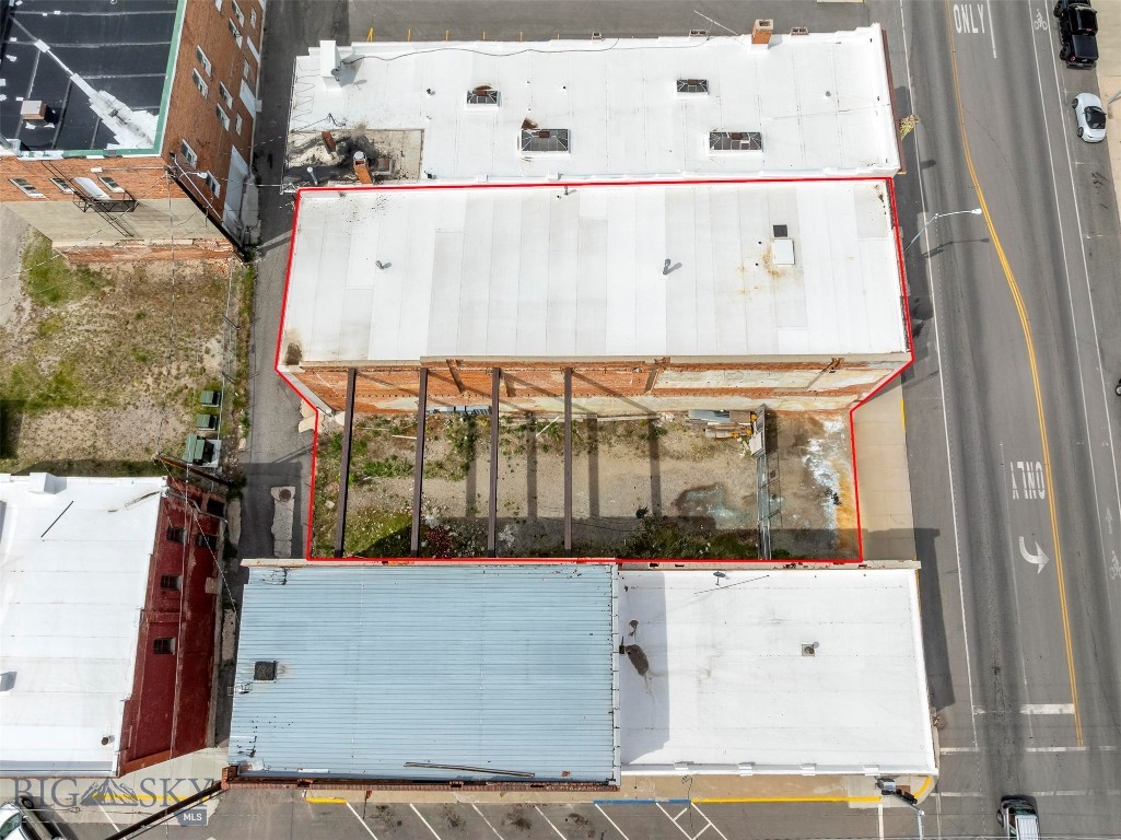 125 S Main Property Photo 11