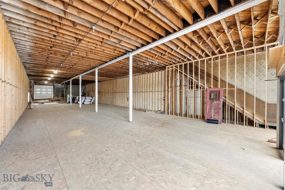 125 S Main Property Photo 20